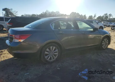 2011 Honda Accord Ex z USA, uszkodzony, nr VIN 1HGCP2F72BA113407